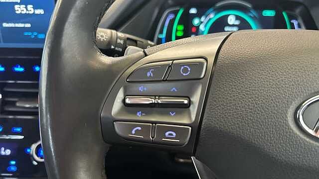 Hyundai IONIQ 1.6 h-GDi Premium Hatchback 5dr Petrol Hybrid DCT Euro 6 (s/s) (141 ps)