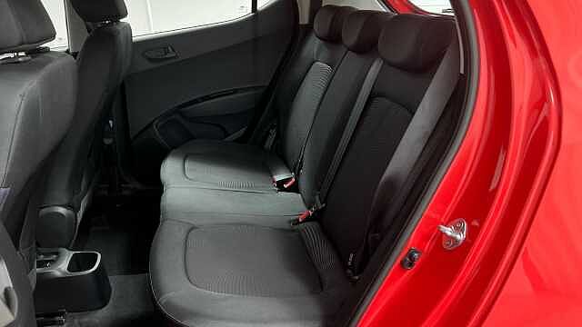 Hyundai i10 1.2 SE Hatchback 5dr Petrol Manual Euro 6 (87 ps)