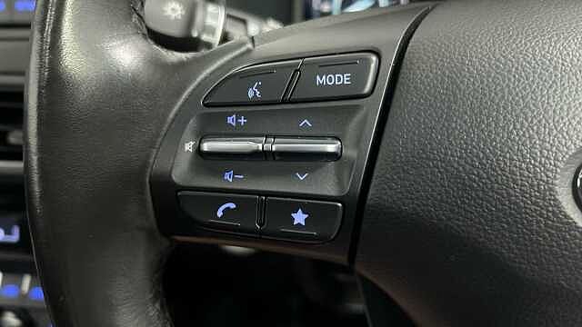 Hyundai KONA 1.0 T-GDi MHEV Ultimate SUV 5dr Petrol Hybrid Manual Euro 6 (s/s) (120 ps)