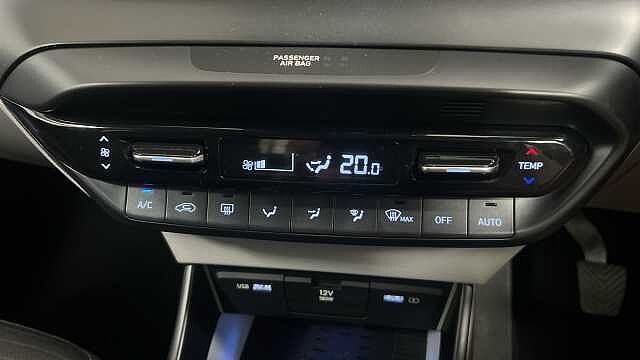 Hyundai I20 1.0 T-GDi Tech Line Hatchback 5dr Petrol DCT Euro 6 (s/s) (90 ps) Blue