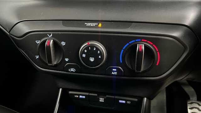 Hyundai BAYON 1.0 T-GDi MHEV SE Connect SUV 5dr Petrol Hybrid Manual Euro 6 (s/s) (100 ps)