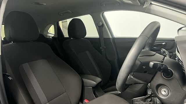 Hyundai i20 1.0 T-GDi Premium Hatchback 5dr Petrol DCT Euro 6 (s/s) (100 ps)