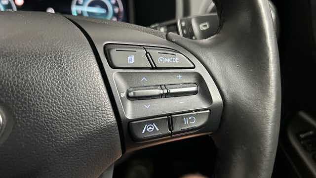 Hyundai KONA 1.0 T-GDi MHEV Premium SUV 5dr Petrol Hybrid Manual Euro 6 (s/s) (120 ps)