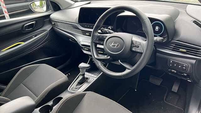 Hyundai I20 1.0 T-GDi Tech Line Hatchback 5dr Petrol DCT Euro 6 (s/s) (90 ps) MANGROVE GREEN