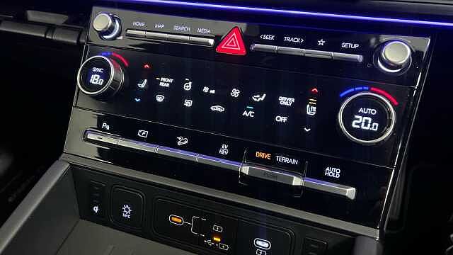 Hyundai Santa Fe 1.6 T-GDi 13.8kWh Calligraphy SUV 5dr Petrol Plug-in Hybrid Auto 4WD Euro 6 (s/s