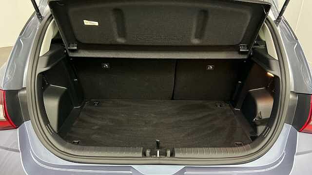 Hyundai I20 1.0 T-GDi Tech Line Hatchback 5dr Petrol Manual Euro 6 (s/s) (90 ps) Meta Blue Pearl