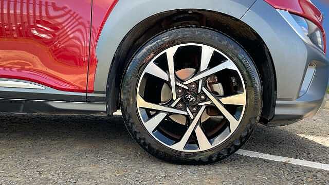 Hyundai KONA 1.0 T-GDi MHEV Premium SUV 5dr Petrol Hybrid Manual Euro 6 (s/s) (120 ps)