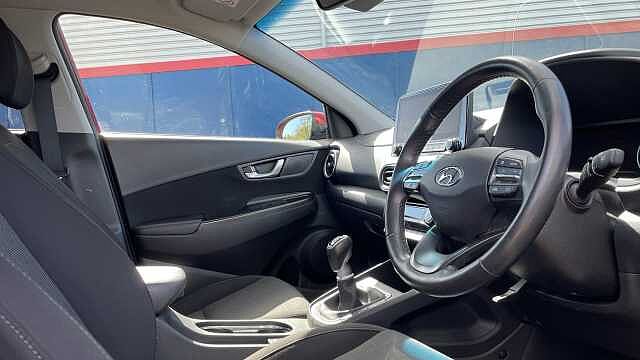 Hyundai KONA 1.0 T-GDi MHEV Premium SUV 5dr Petrol Hybrid Manual Euro 6 (s/s) (120 ps)