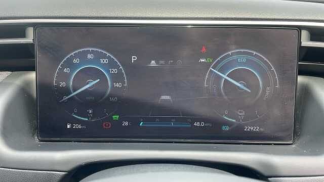 Hyundai TUCSON 1.6 h T-GDi Premium SUV 5dr Petrol Hybrid Auto Euro 6 (s/s) (230 ps)