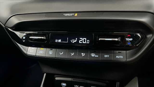 Hyundai i20 1.0 T-GDi Premium Hatchback 5dr Petrol DCT Euro 6 (s/s) (100 ps)