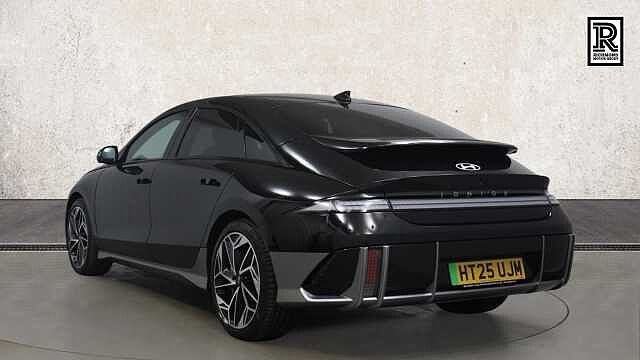 Hyundai IONIQ 6 77.4kWh Ultimate Saloon 4dr Electric Auto AWD (325 ps)