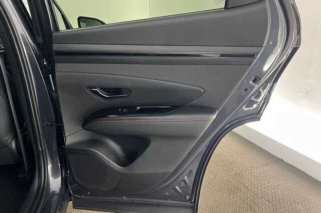 Hyundai TUCSON HYBRID 1.6 T-GDi (150ps) N Line 48 Volt DCT Dark Knight Grey