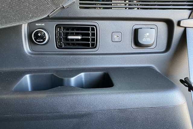 Hyundai Santa Fe Estate 1.6 TGDi Plug-in Hybrid Ultimate 5dr 4WD Auto