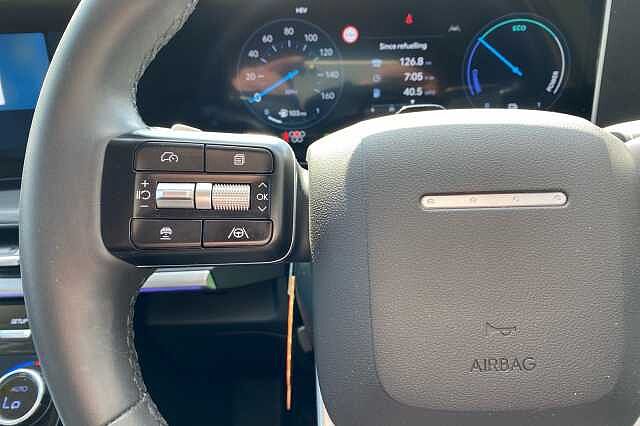 Hyundai Santa Fe Estate 1.6 TGDi Plug-in Hybrid Ultimate 5dr 4WD Auto