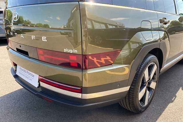 Hyundai Santa Fe Estate 1.6 TGDi Plug-in Hybrid Ultimate 5dr 4WD Auto