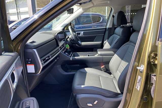 Hyundai Santa Fe Estate 1.6 TGDi Plug-in Hybrid Ultimate 5dr 4WD Auto