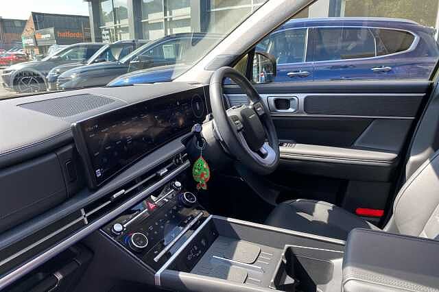 Hyundai Santa Fe Estate 1.6 TGDi Plug-in Hybrid Ultimate 5dr 4WD Auto