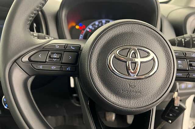 Toyota AYGO X 1.0 VVT-i (71bhp) Pure White