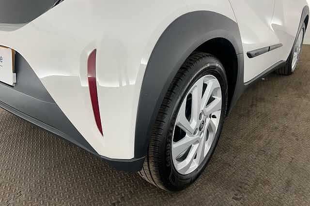 Toyota AYGO X 1.0 VVT-i (71bhp) Pure White