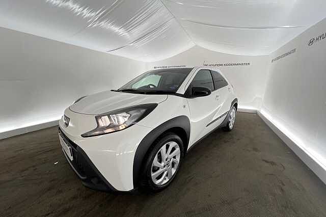 Toyota AYGO X 1.0 VVT-i (71bhp) Pure White