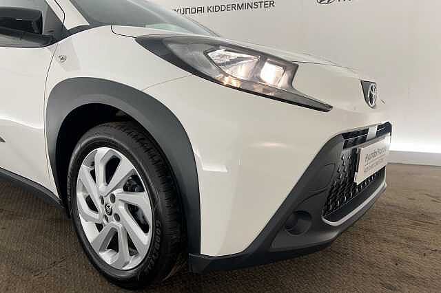 Toyota AYGO X 1.0 VVT-i (71bhp) Pure White