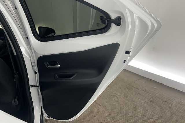 Toyota AYGO X 1.0 VVT-i (71bhp) Pure White