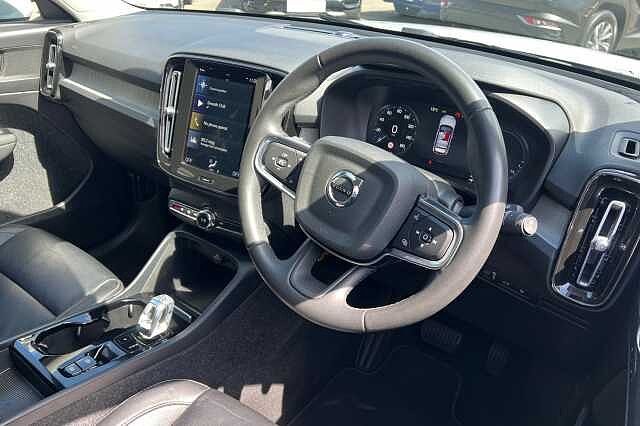 Volvo XC40 SUV 1.5 T5 262bhp Inscription Plug-in Hybrid