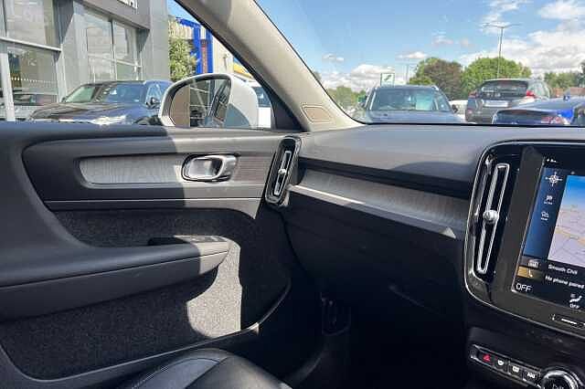 Volvo XC40 SUV 1.5 T5 262bhp Inscription Plug-in Hybrid