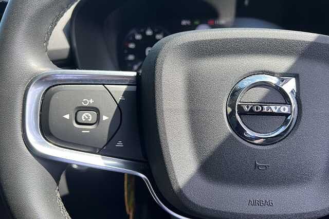 Volvo XC40 SUV 1.5 T5 262bhp Inscription Plug-in Hybrid