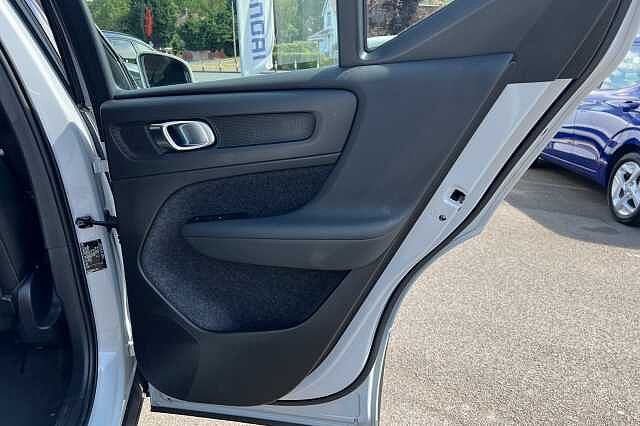 Volvo XC40 SUV 1.5 T5 262bhp Inscription Plug-in Hybrid