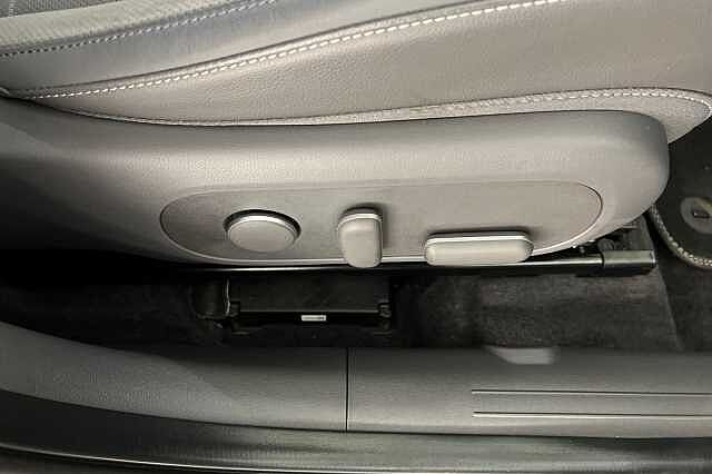 Hyundai KONA E (218ps) Ultimate