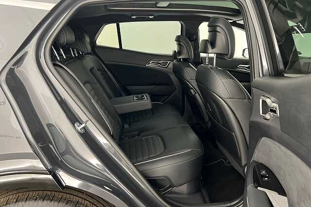 Kia Sportage 1.6T GDi HEV GT-Line S 5dr Auto