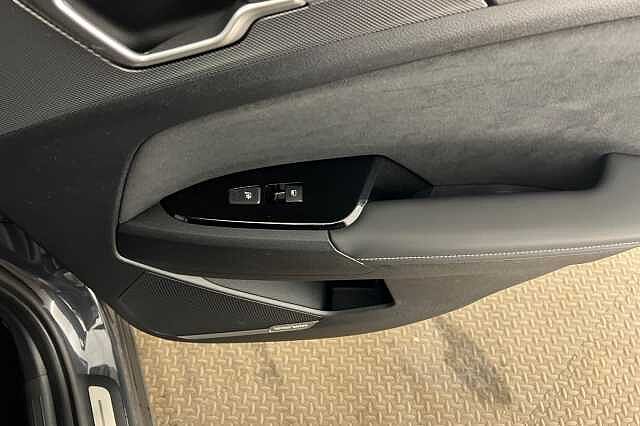 Kia Sportage 1.6T GDi HEV GT-Line S 5dr Auto