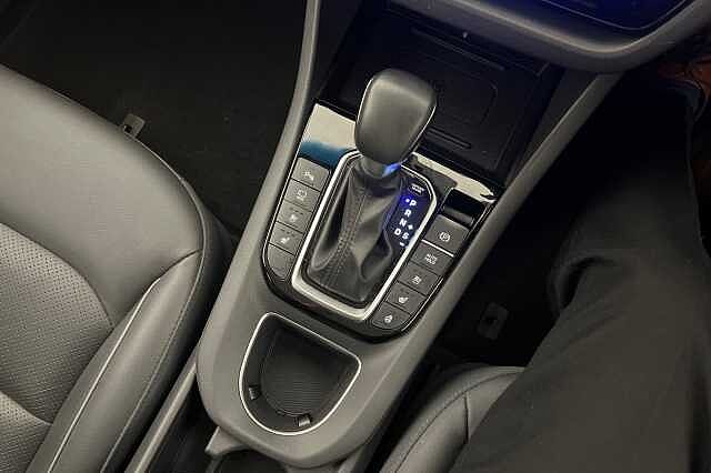 Hyundai IONIQ 1.6 GDi Hybrid Premium SE 5dr DCT