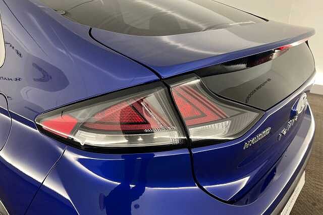Hyundai IONIQ 1.6 GDi Hybrid Premium SE 5dr DCT
