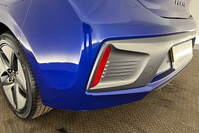 Hyundai IONIQ 1.6 GDi Hybrid Premium SE 5dr DCT