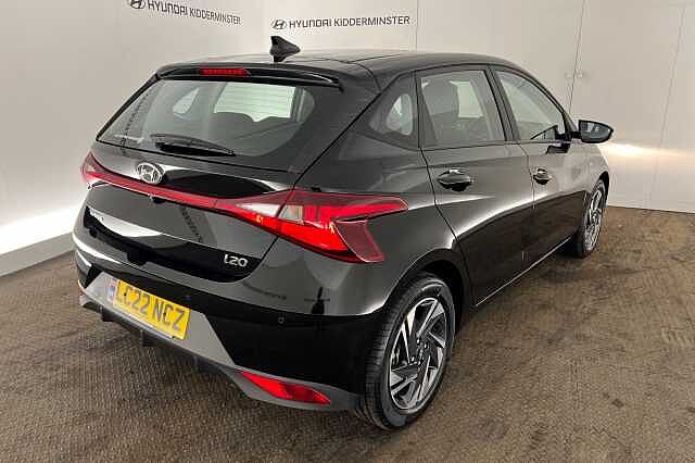 Hyundai I20 1.0T GDi 48V MHD SE Connect 5dr DCT Phantom Black