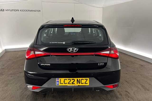 Hyundai I20 1.0T GDi 48V MHD SE Connect 5dr DCT Phantom Black