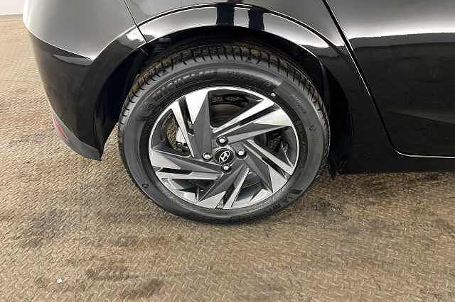 Hyundai I20 1.0T GDi 48V MHD SE Connect 5dr DCT Phantom Black