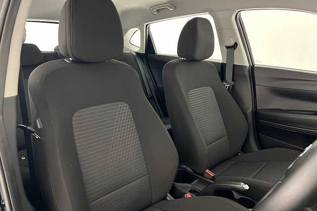 Hyundai I20 1.0T GDi 48V MHD SE Connect 5dr DCT Phantom Black