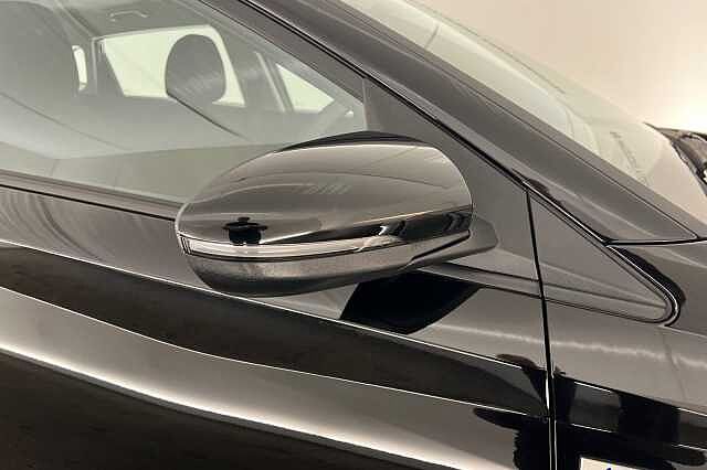 Hyundai I20 1.0T GDi 48V MHD SE Connect 5dr DCT Phantom Black
