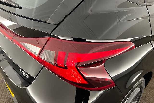 Hyundai I20 1.0T GDi 48V MHD SE Connect 5dr DCT Phantom Black