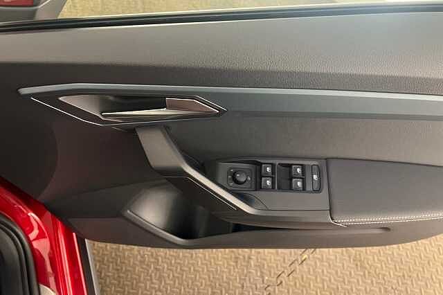 SEAT Arona 1.0 TSI 110 XPERIENCE Lux 5dr DSG