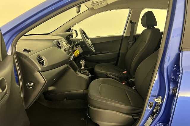 Hyundai i10 1.2 SE 5dr Auto