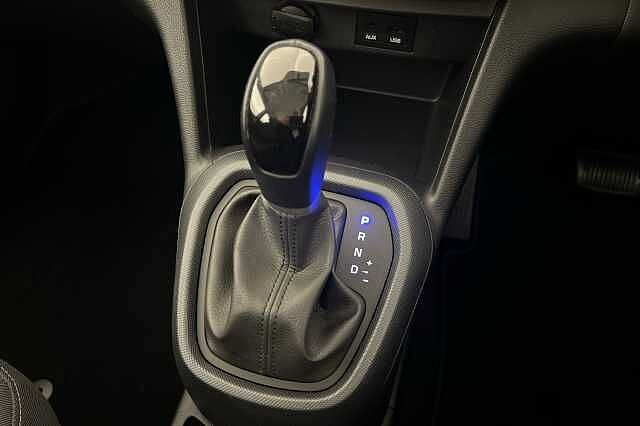 Hyundai i10 1.2 SE 5dr Auto