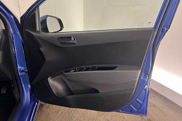 Hyundai i10 1.2 SE 5dr Auto