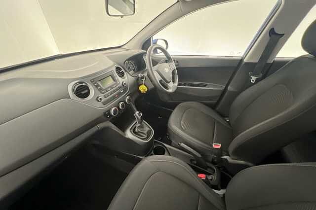 Hyundai i10 1.2 SE 5dr Auto