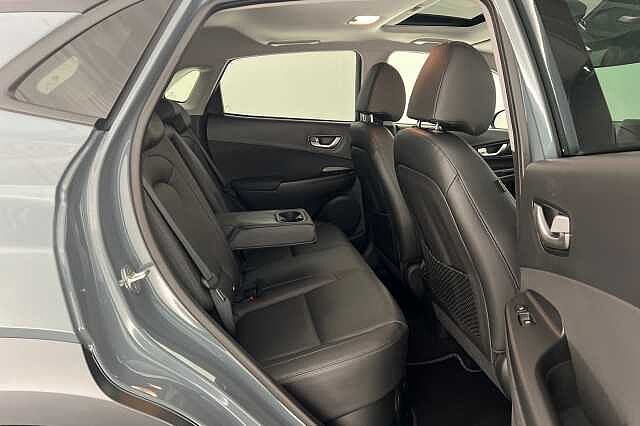 Hyundai KONA 1.6 GDi Hybrid Ultimate 5dr DCT Jungle Green