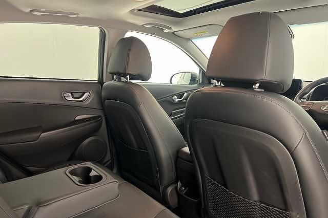 Hyundai KONA 1.6 GDi Hybrid Ultimate 5dr DCT Jungle Green