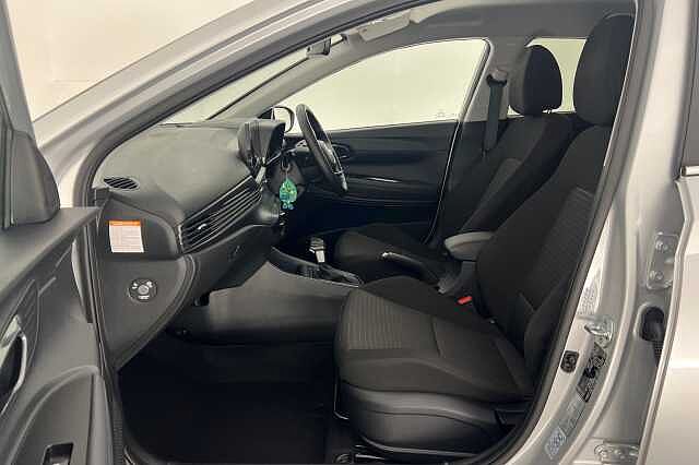 Hyundai I20 1.0T GDi 48V MHD Premium 5dr DCT Sleek Silver